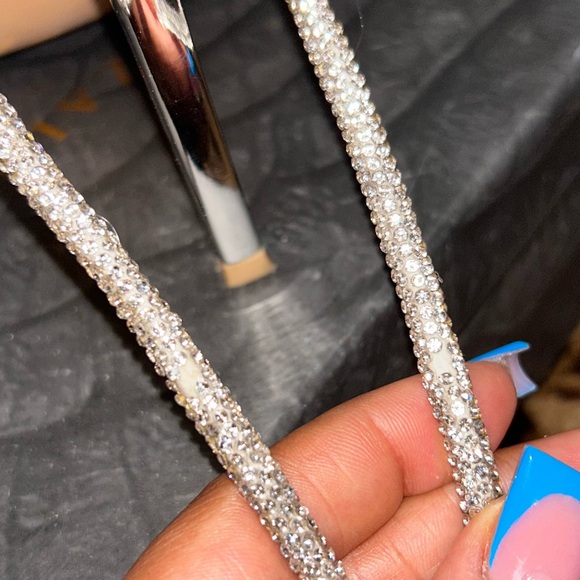 Azalea wang diamond bow silver heels - Picture 7 of 7